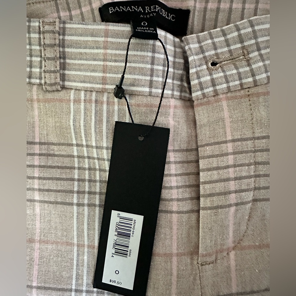 Banana republic LW linen Avery plaid pants. Perfect for summer. NWT size 0